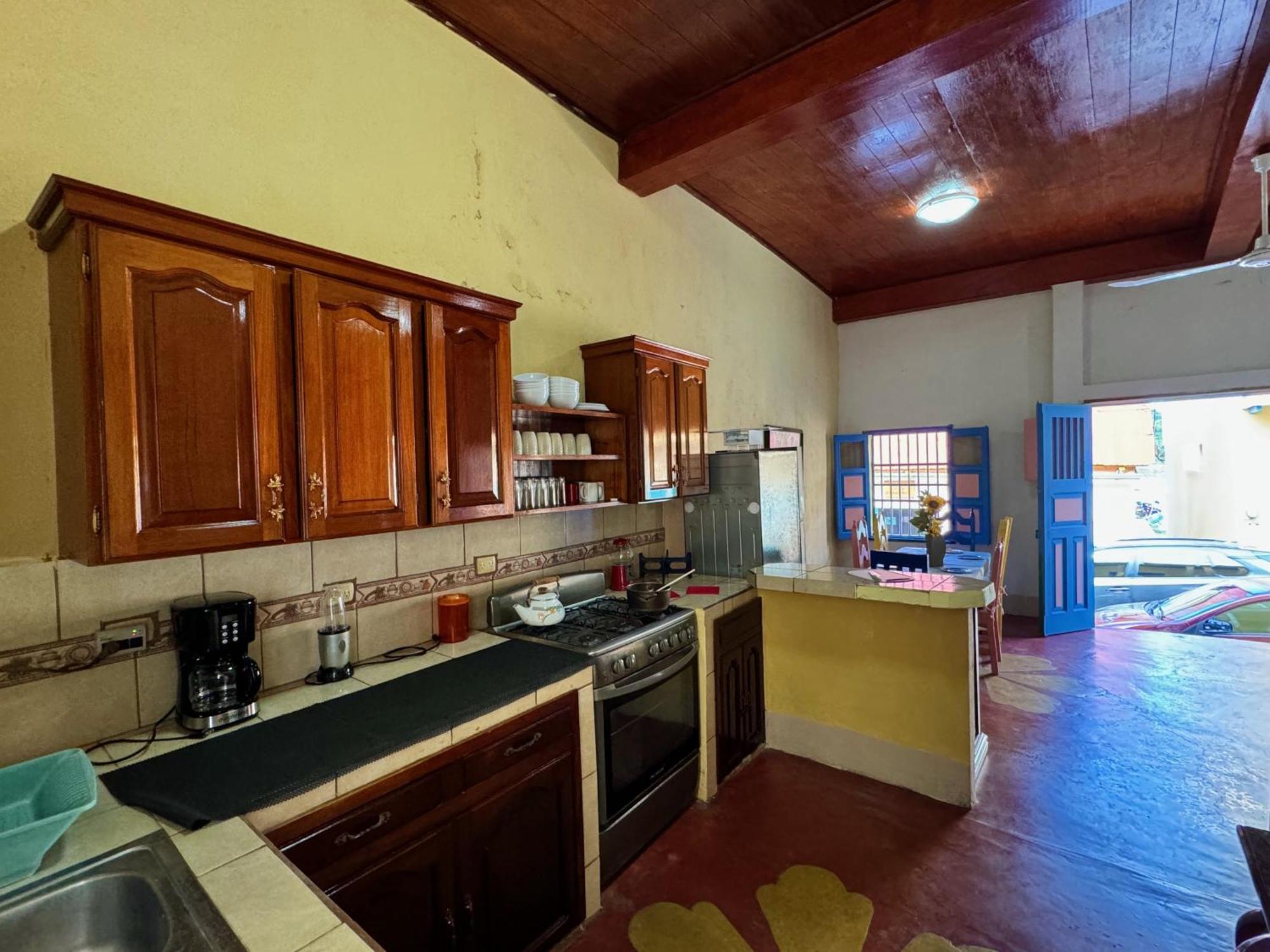 Hostal Los Girasoles By Hostal Inn Flores Exteriér fotografie