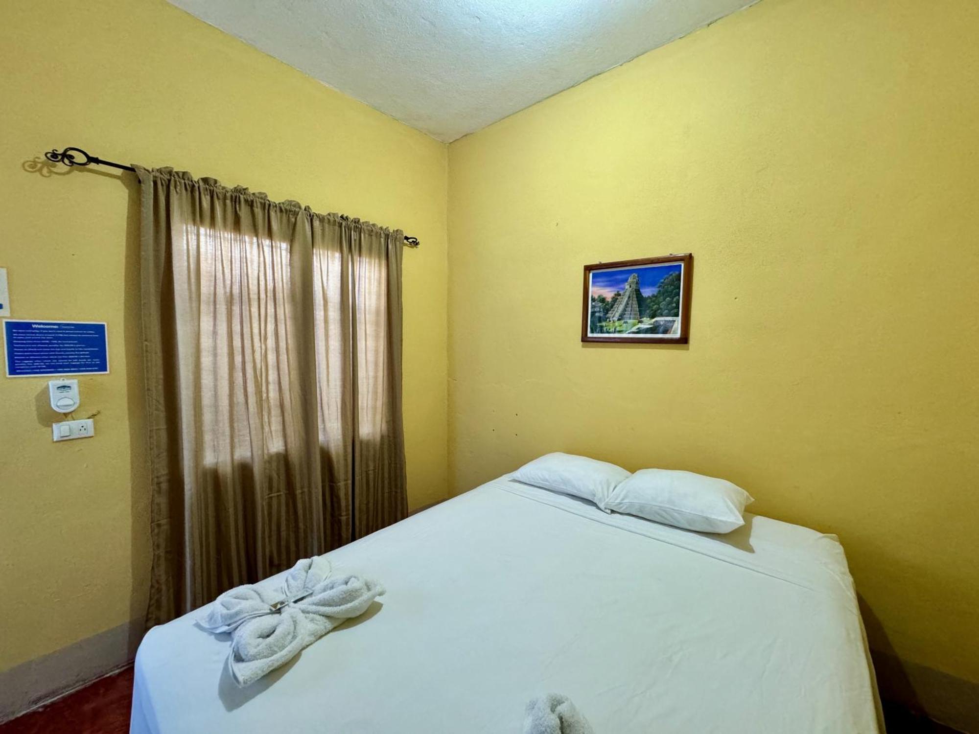Hostal Los Girasoles By Hostal Inn Flores Exteriér fotografie