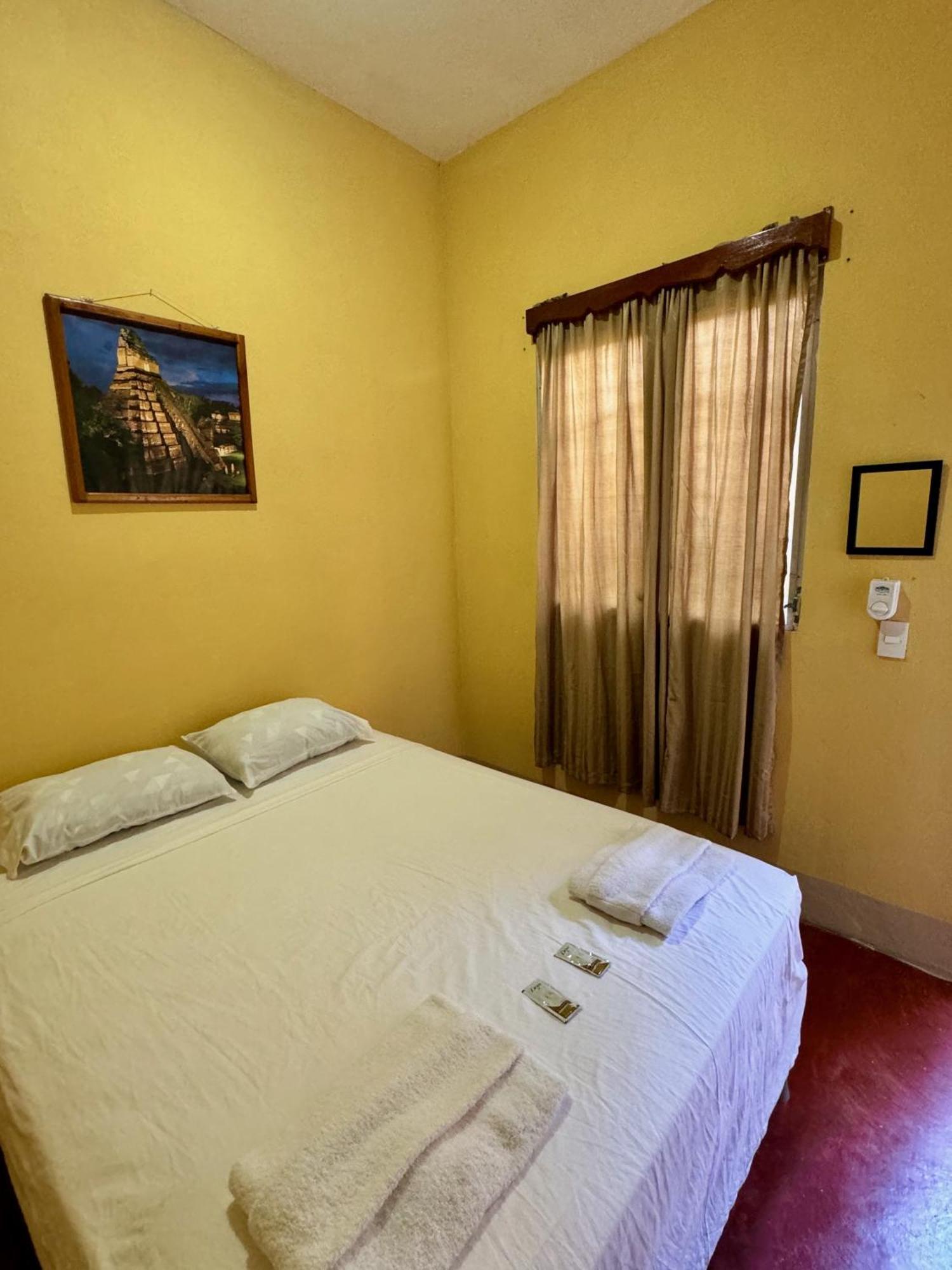 Hostal Los Girasoles By Hostal Inn Flores Exteriér fotografie